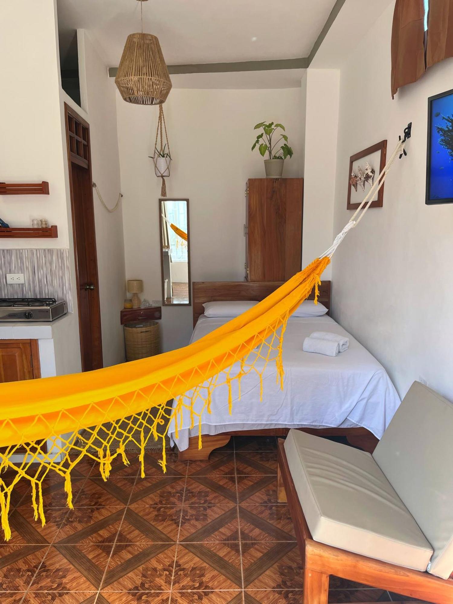 El Encanto De Mimi Puerto Ayora  Luaran gambar